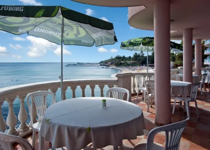 Sirius - Free Access 4*