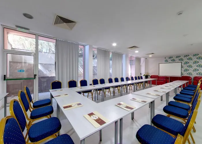 Sirius - Free Access 4*