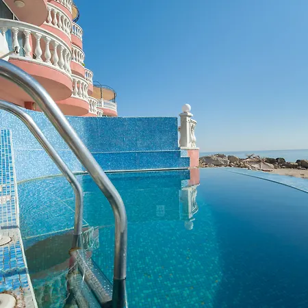 Ξενοδοχείο Sirius - Free Access, Full Board And Drinks Incl