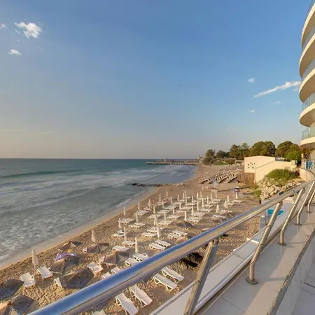 Sirius - Free Access 酒店 圣君士坦丁和海伦那