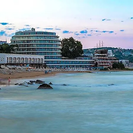 Ξενοδοχείο Sirius - Free Access, Full Board And Drinks Incl 4*