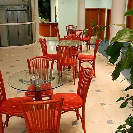 Sirius - Free Access, Full Board And Drinks Incl Hotel