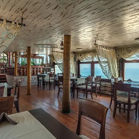 Sirius - Free Access 4*