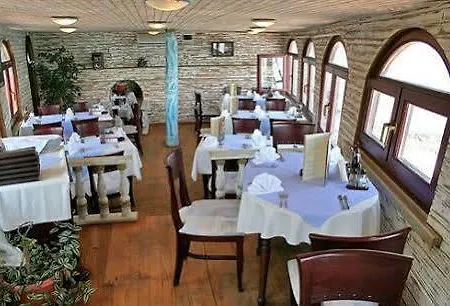 Sirius - Free Access, Full Board And Drinks Incl Hotel Sankt Konstantin & Helena